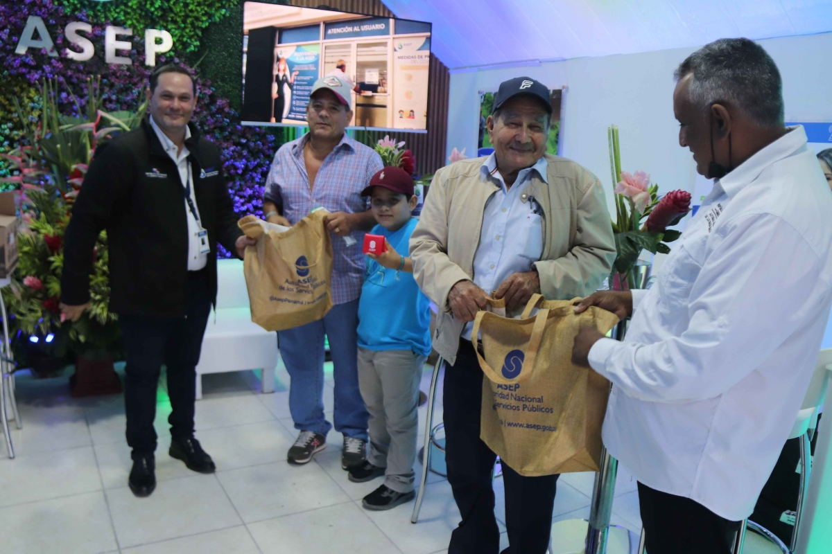 ASEP EN 50 AÑOS DE LA FERIA DE BOQUETE – Autoridad Nacional de los ...