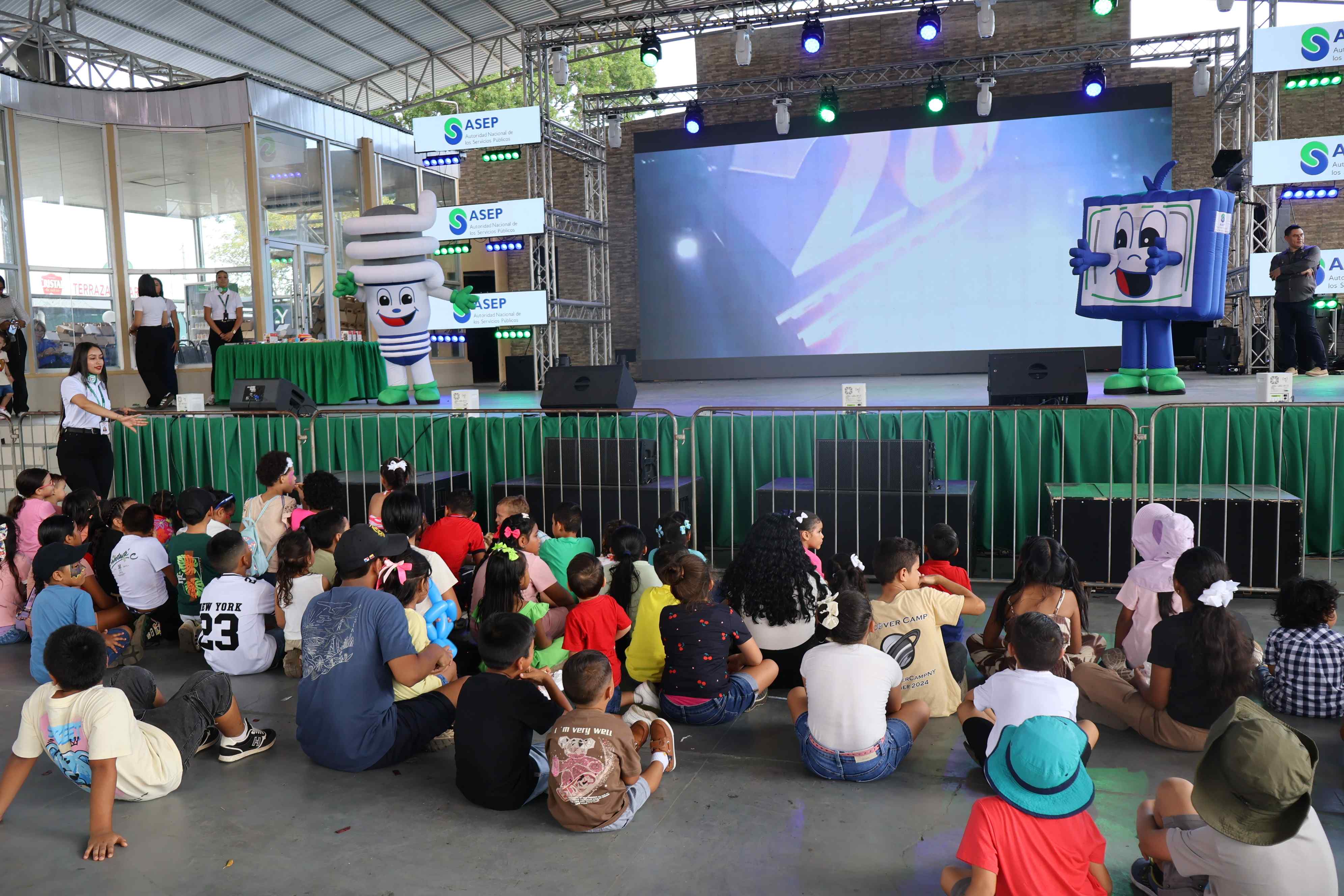 ASEP CONFIRMA SU COMPROMISO EN LA ACTIVIDAD DEL DIA DEL NIÑO EN LA FIDA