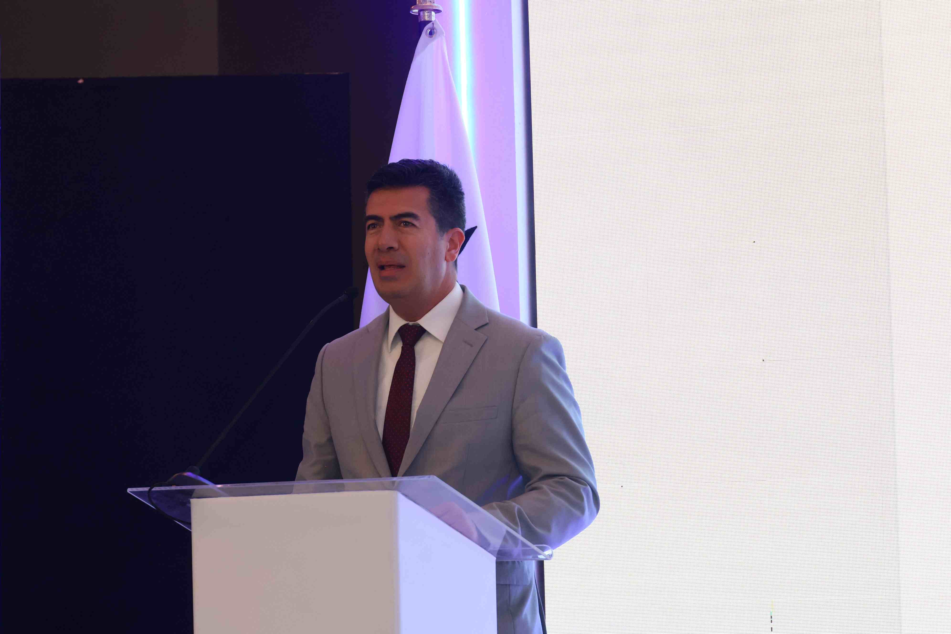 EXPERTOS ANALIZAN FUTURO DE LAS TELECOMUNICACIONES EN FORO REGIONAL