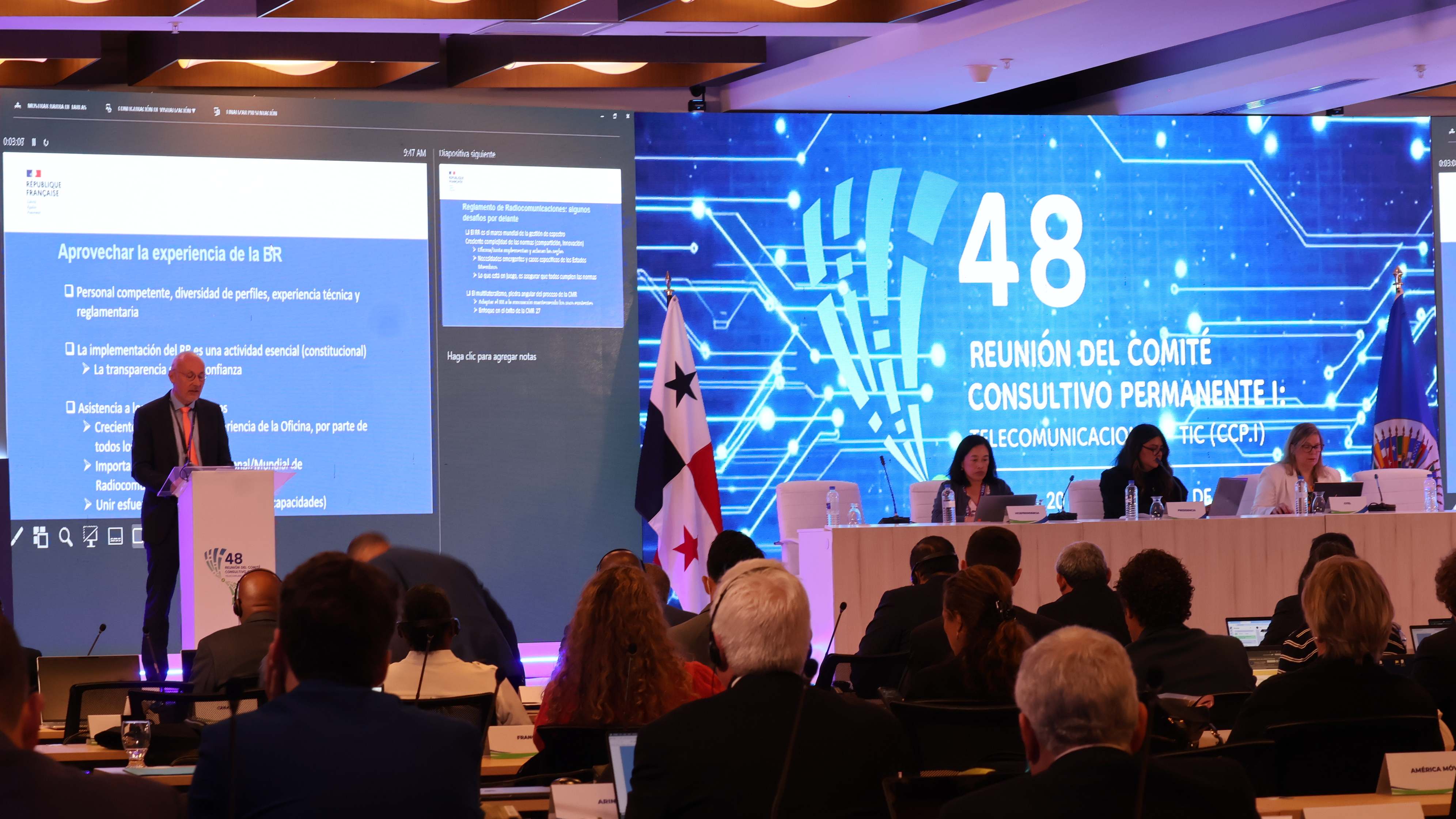 EXPERTOS ANALIZAN FUTURO DE LAS TELECOMUNICACIONES EN FORO REGIONAL