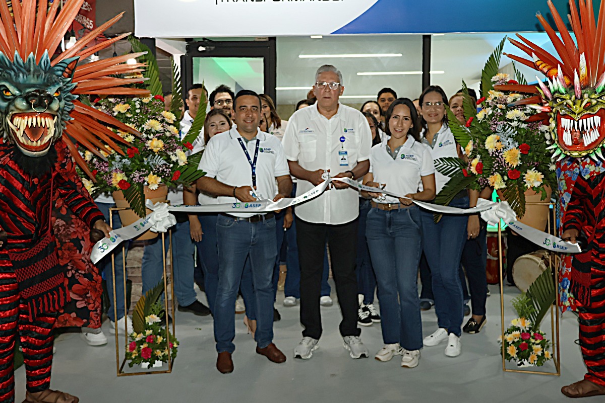 ASEP FORTALECE SU CERCANIA CON EL PÚBLICO EN LA FERIA INTERNACIONAL DE AZUERO